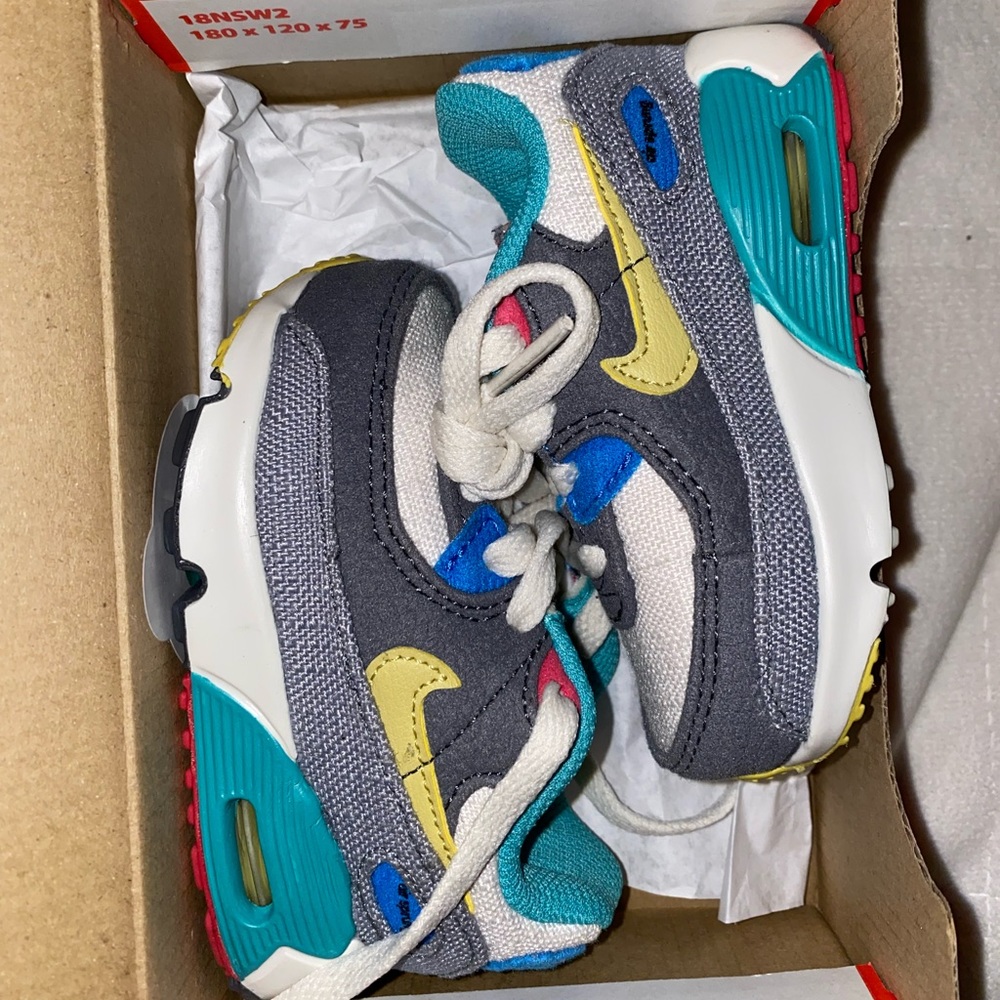 Toddler shoes